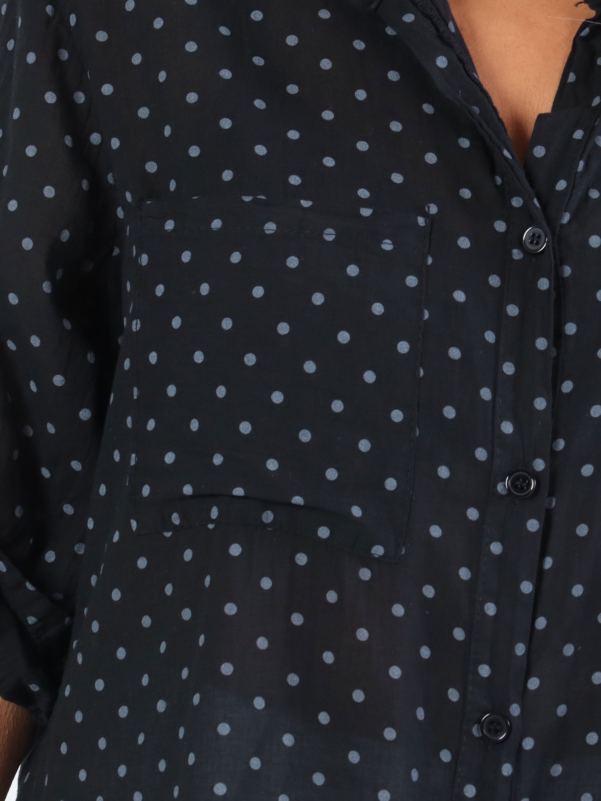 Linda - Plus size skjorta i bomull med små prickar